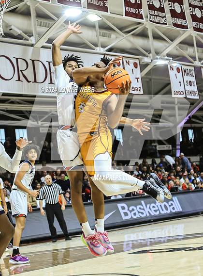 Thumbnail 3 in Archbishop Stepinac vs. Nazareth (CHSAA Intersectional Class AA City Championship) photogallery.