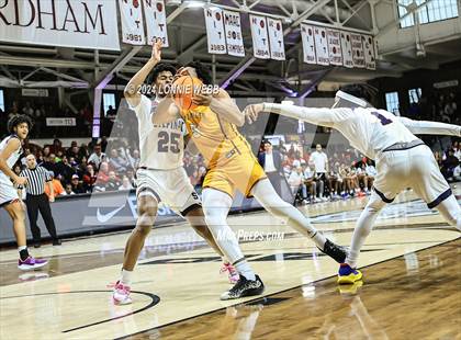 Thumbnail 2 in Archbishop Stepinac vs. Nazareth (CHSAA Intersectional Class AA City Championship) photogallery.
