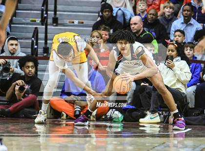 Thumbnail 2 in Archbishop Stepinac vs. Nazareth (CHSAA Intersectional Class AA City Championship) photogallery.