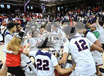 Thumbnail 2 in Archbishop Stepinac vs. Nazareth (CHSAA Intersectional Class AA City Championship) photogallery.