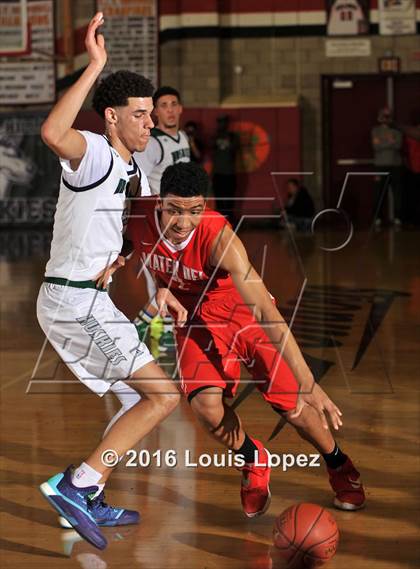 Thumbnail 2 in Chino Hills vs. Mater Dei (CIF SS Open Division Semifinal) photogallery.