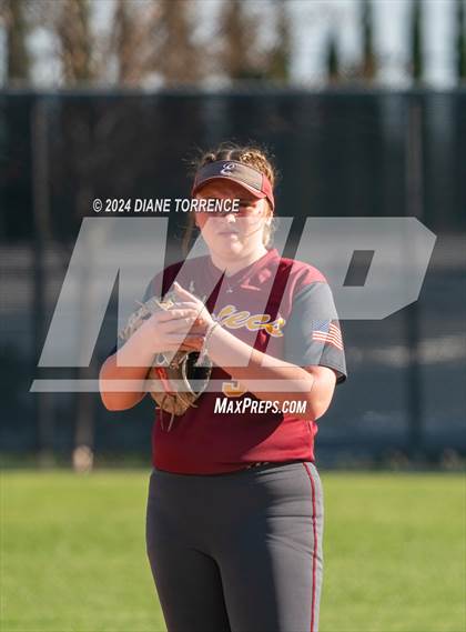 Thumbnail 1 in Esperanza @ Foothill photogallery.