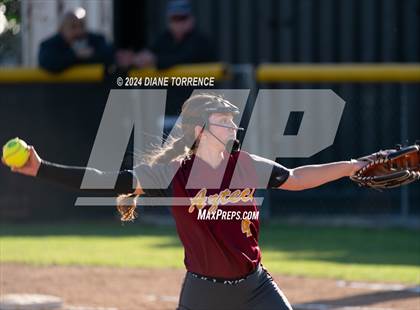 Thumbnail 2 in Esperanza @ Foothill photogallery.