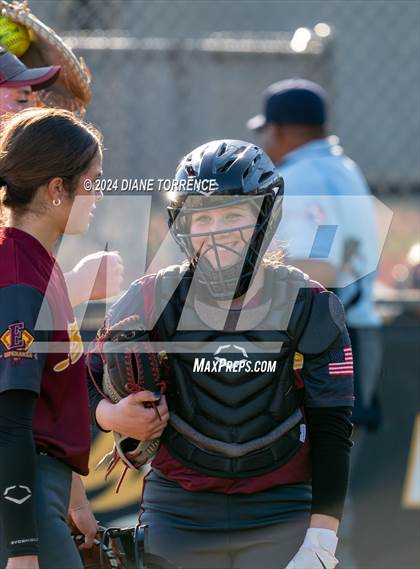 Thumbnail 3 in Esperanza @ Foothill photogallery.