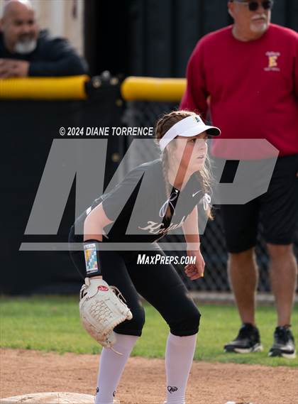 Thumbnail 3 in Esperanza @ Foothill photogallery.