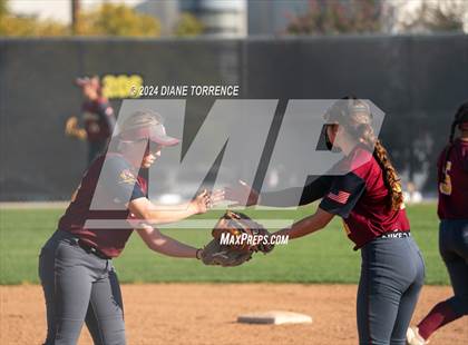 Thumbnail 3 in Esperanza @ Foothill photogallery.