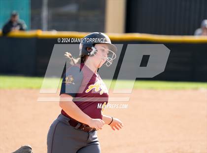 Thumbnail 2 in Esperanza @ Foothill photogallery.