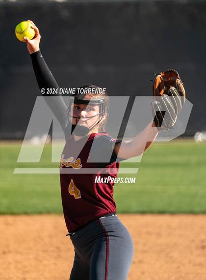 Thumbnail 2 in Esperanza @ Foothill photogallery.