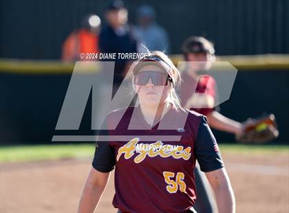 Thumbnail 2 in Esperanza @ Foothill photogallery.