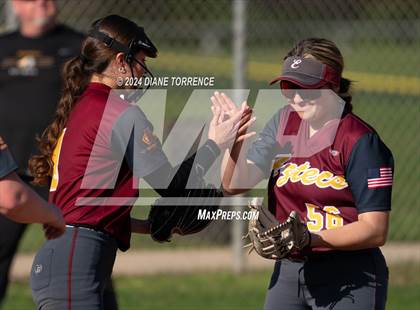 Thumbnail 3 in Esperanza @ Foothill photogallery.