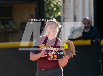 Thumbnail 2 in Esperanza @ Foothill photogallery.