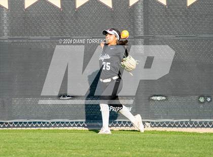 Thumbnail 3 in Esperanza @ Foothill photogallery.