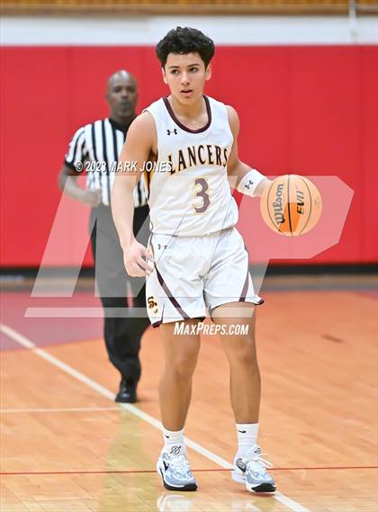 Thumbnail 2 in Salpointe Catholic vs. Sunrise Mountain (Phoenix Union Coyote Classic) photogallery.