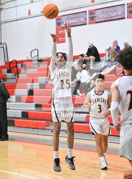 Thumbnail 1 in Salpointe Catholic vs. Sunrise Mountain (Phoenix Union Coyote Classic) photogallery.