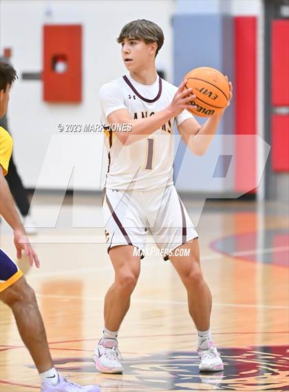 Thumbnail 3 in Salpointe Catholic vs. Sunrise Mountain (Phoenix Union Coyote Classic) photogallery.