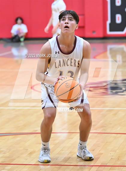 Thumbnail 3 in Salpointe Catholic vs. Sunrise Mountain (Phoenix Union Coyote Classic) photogallery.