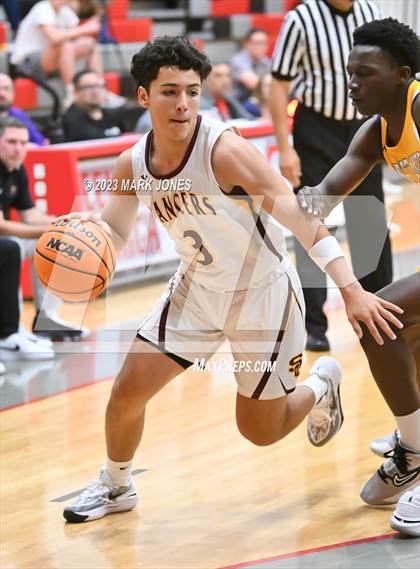 Thumbnail 2 in Salpointe Catholic vs. Sunrise Mountain (Phoenix Union Coyote Classic) photogallery.