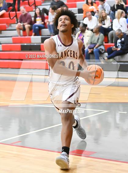Thumbnail 2 in Salpointe Catholic vs. Sunrise Mountain (Phoenix Union Coyote Classic) photogallery.