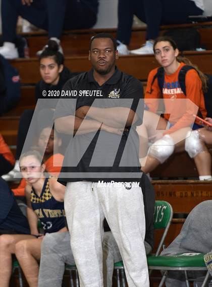 Thumbnail 1 in Bonita Vista vs. Lynwood (MLK Showcase) photogallery.