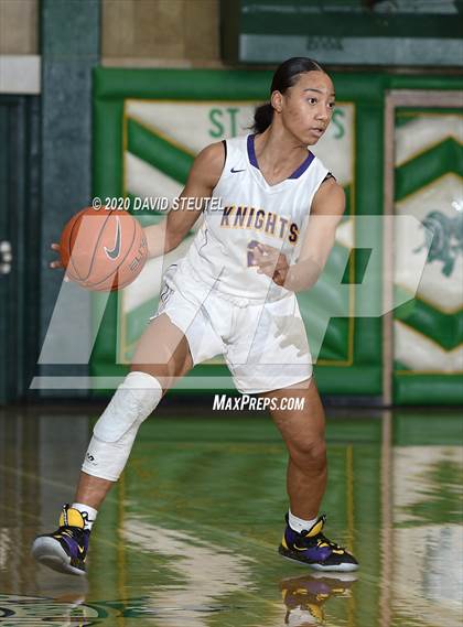 Thumbnail 3 in Bonita Vista vs. Lynwood (MLK Showcase) photogallery.