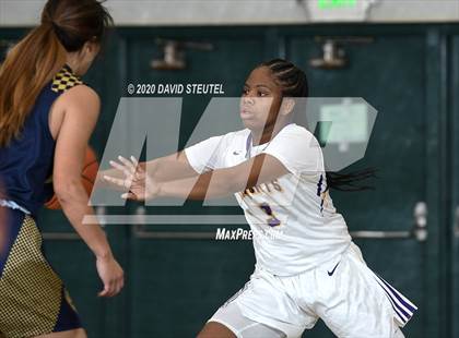 Thumbnail 3 in Bonita Vista vs. Lynwood (MLK Showcase) photogallery.