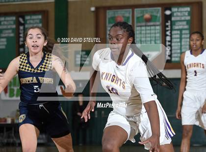 Thumbnail 2 in Bonita Vista vs. Lynwood (MLK Showcase) photogallery.