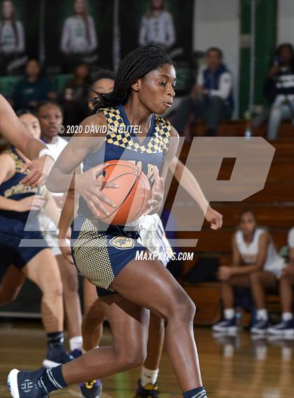 Thumbnail 1 in Bonita Vista vs. Lynwood (MLK Showcase) photogallery.