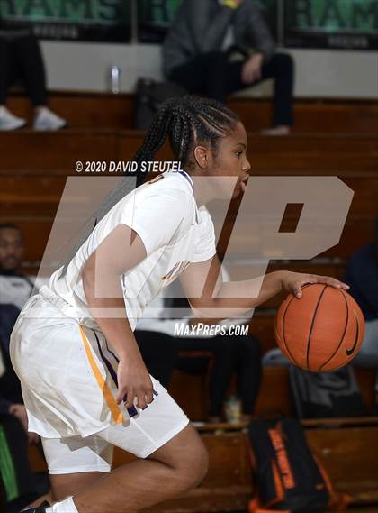 Thumbnail 2 in Bonita Vista vs. Lynwood (MLK Showcase) photogallery.