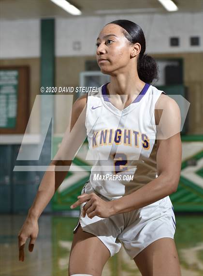 Thumbnail 1 in Bonita Vista vs. Lynwood (MLK Showcase) photogallery.