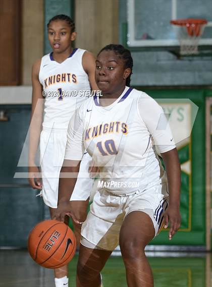 Thumbnail 1 in Bonita Vista vs. Lynwood (MLK Showcase) photogallery.