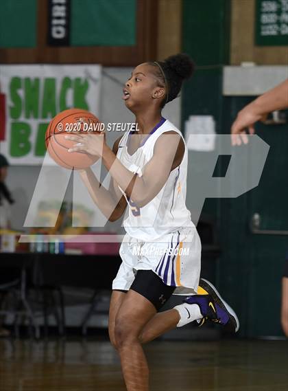 Thumbnail 3 in Bonita Vista vs. Lynwood (MLK Showcase) photogallery.