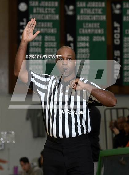 Thumbnail 1 in Bonita Vista vs. Lynwood (MLK Showcase) photogallery.