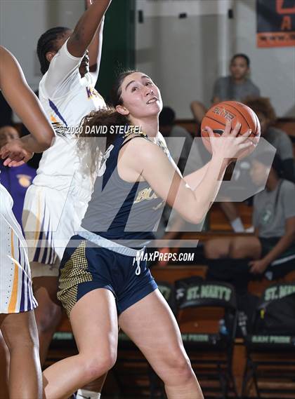 Thumbnail 1 in Bonita Vista vs. Lynwood (MLK Showcase) photogallery.