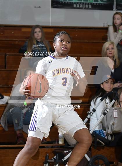 Thumbnail 1 in Bonita Vista vs. Lynwood (MLK Showcase) photogallery.