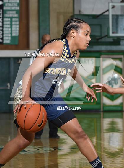 Thumbnail 3 in Bonita Vista vs. Lynwood (MLK Showcase) photogallery.
