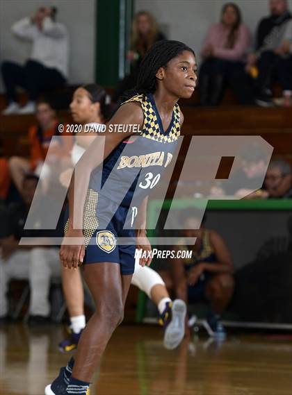 Thumbnail 3 in Bonita Vista vs. Lynwood (MLK Showcase) photogallery.