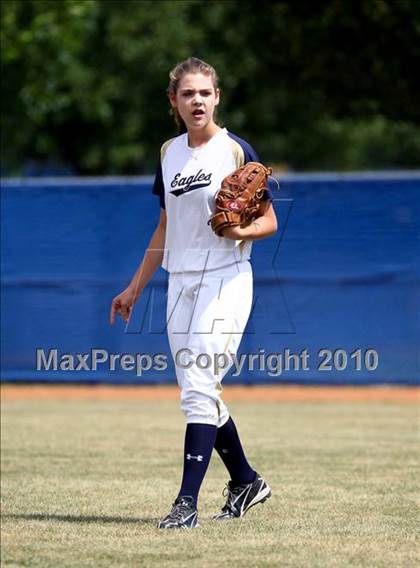 Thumbnail 1 in Second Baptist vs Fort Worth Christian (TAPPS 4A Semi Final) photogallery.