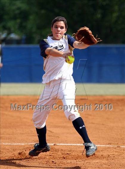 Thumbnail 2 in Second Baptist vs Fort Worth Christian (TAPPS 4A Semi Final) photogallery.