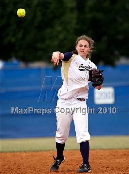 Thumbnail 2 in Second Baptist vs Fort Worth Christian (TAPPS 4A Semi Final) photogallery.
