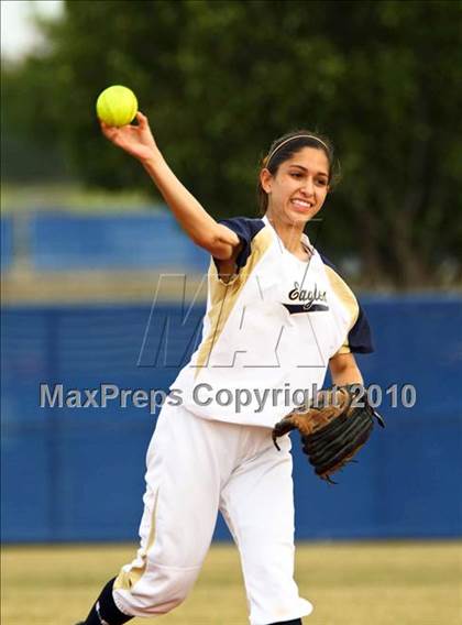 Thumbnail 1 in Second Baptist vs Fort Worth Christian (TAPPS 4A Semi Final) photogallery.