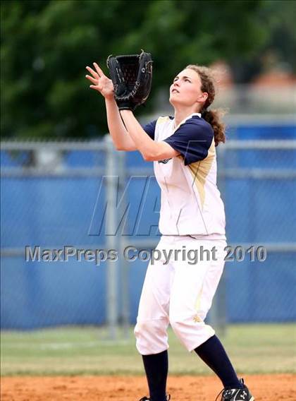 Thumbnail 3 in Second Baptist vs Fort Worth Christian (TAPPS 4A Semi Final) photogallery.