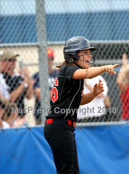 Thumbnail 2 in Second Baptist vs Fort Worth Christian (TAPPS 4A Semi Final) photogallery.