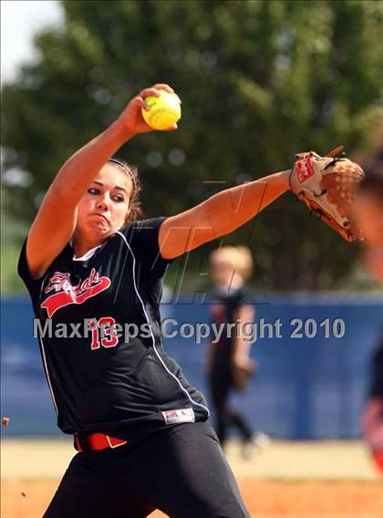 Thumbnail 3 in Second Baptist vs Fort Worth Christian (TAPPS 4A Semi Final) photogallery.