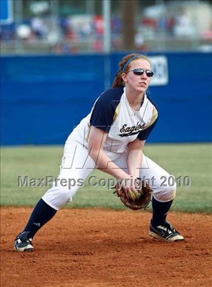 Thumbnail 2 in Second Baptist vs Fort Worth Christian (TAPPS 4A Semi Final) photogallery.
