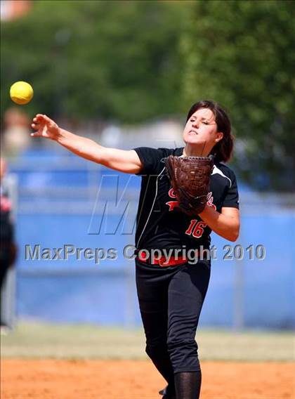Thumbnail 3 in Second Baptist vs Fort Worth Christian (TAPPS 4A Semi Final) photogallery.