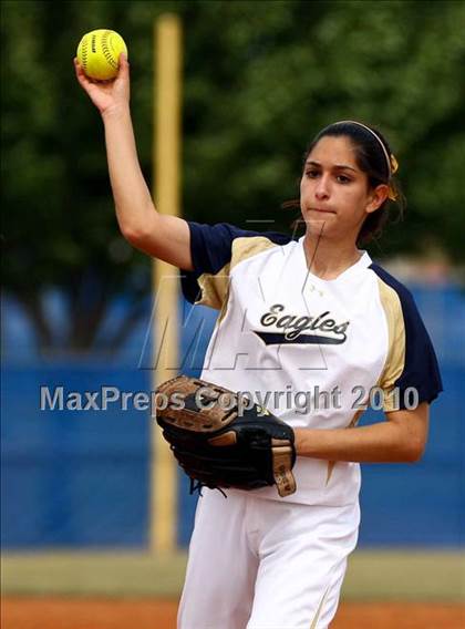 Thumbnail 3 in Second Baptist vs Fort Worth Christian (TAPPS 4A Semi Final) photogallery.