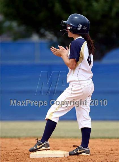 Thumbnail 1 in Second Baptist vs Fort Worth Christian (TAPPS 4A Semi Final) photogallery.