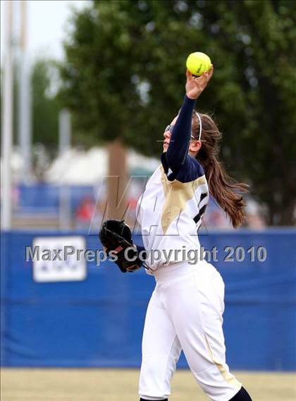 Thumbnail 3 in Second Baptist vs Fort Worth Christian (TAPPS 4A Semi Final) photogallery.