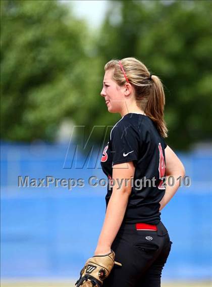 Thumbnail 1 in Second Baptist vs Fort Worth Christian (TAPPS 4A Semi Final) photogallery.