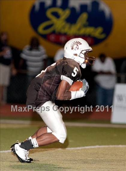 Thumbnail 3 in Mt. Healthy @ Roger Bacon (Skyline Chili Crosstown Showdown) photogallery.